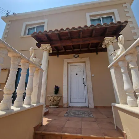 Family House Villa Paphos